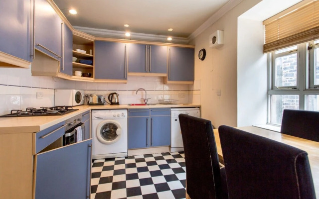2 Bedroom Home By Leiths Shore