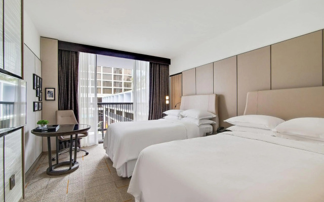 Sheraton Universal Hotel
