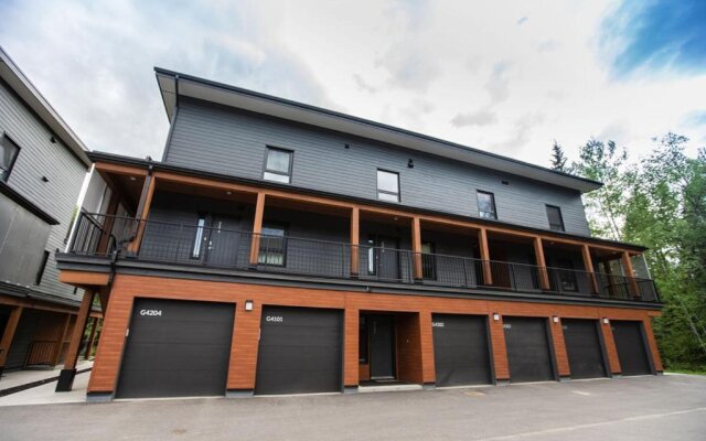 The Mac Shack by Revelstoke Vacations