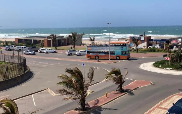 Tenbury Beach Apartment