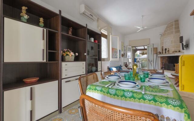 2335 Villetta Ada by Barbarhouse