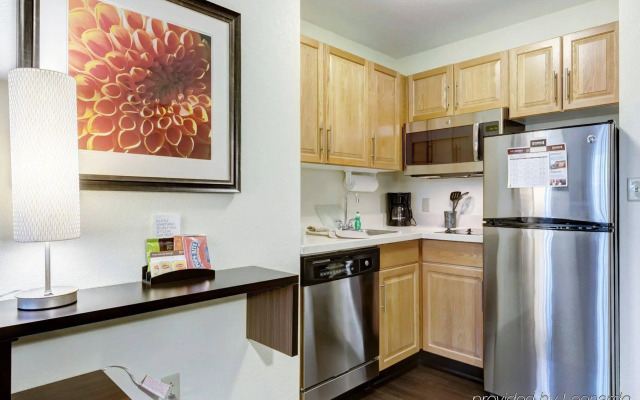 Staybridge Suites O'Fallon Chesterfield by IHG