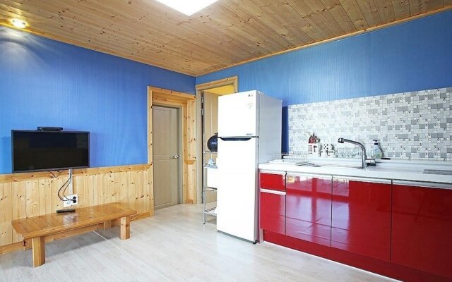 Saryangdo Island Dandihae Pension