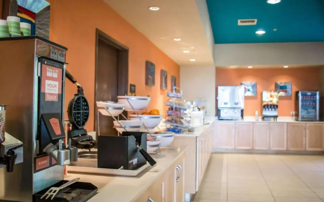 Hampton Inn by Hilton Tampa Fairgrounds Casino