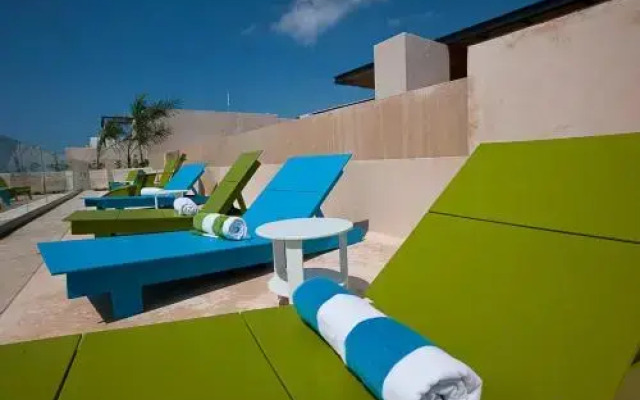 Cozy Well Located 2BR by Happy Address