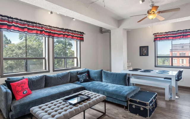 Home is Where the Arch is Across From Uga!