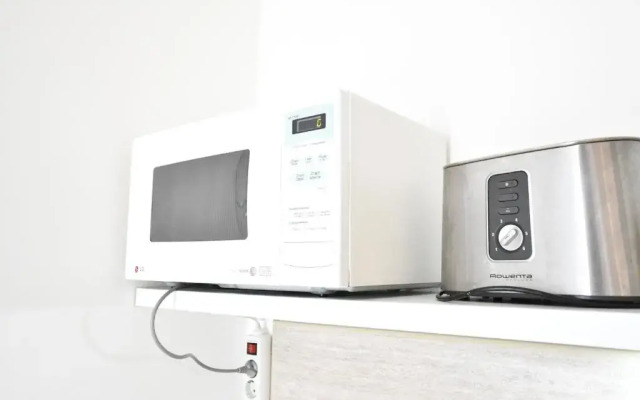 Revalia T1 Studio