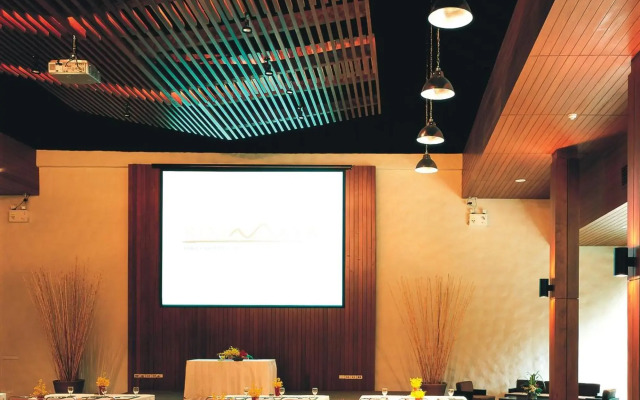 Kirimaya Golf Resort & Spa