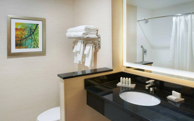 Fairfield Inn & Suites by Marriott Detroit Troy