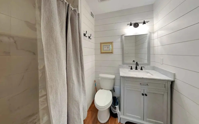 Wolf Bay Villas #106