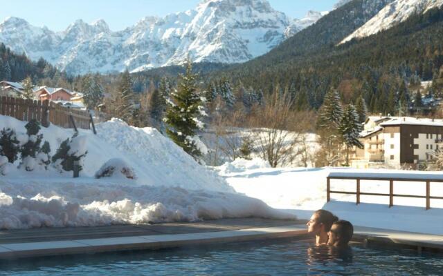 Corona Dolomites Hotel