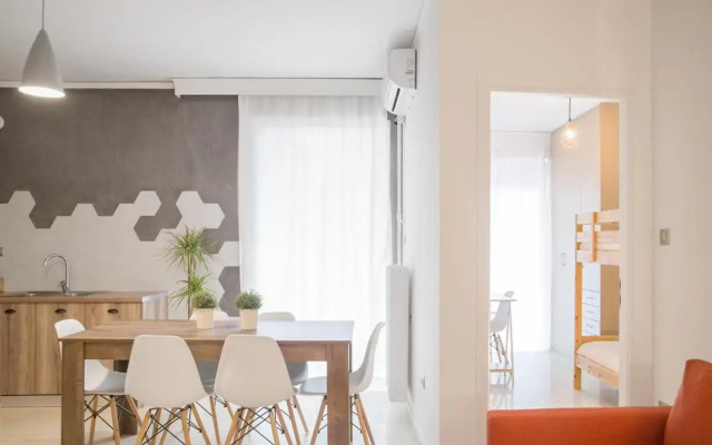 Cozy Apartment in Central Athens - Sleeps 5