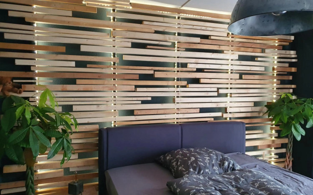 Black & Wood Design FeWo im Zentrum