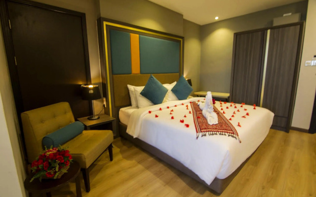 Goldenbay Hotel