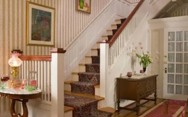 Main Street Manor