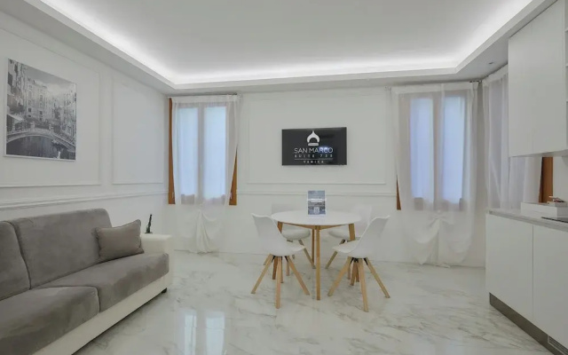 San Marco Suite 755