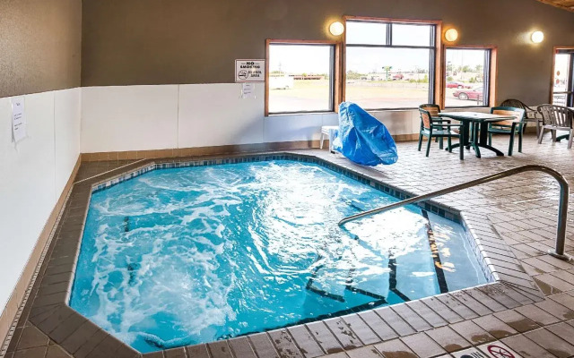 Econo Lodge Duluth near Miller Hill Mall