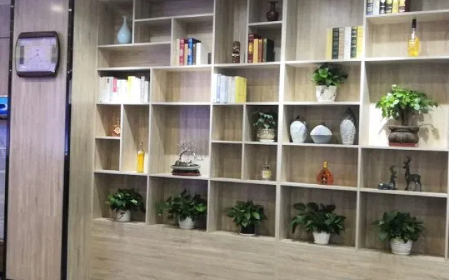Yijia 365 Chain Hotel (Zhengding Meishan Mall Ancient City Branch) – Hotel Rooms – Shijiazhuang