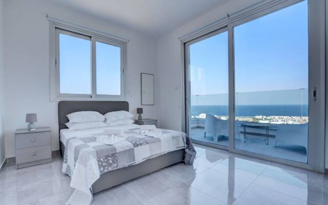 "villa Clea,stunning 4bdr Protaras Villa, Seaviews"