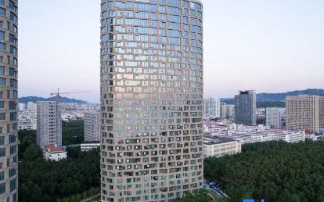 World Hotel