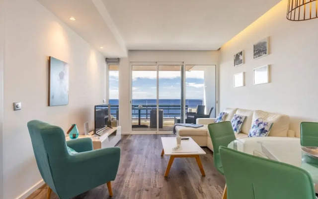 Monumental Apartment