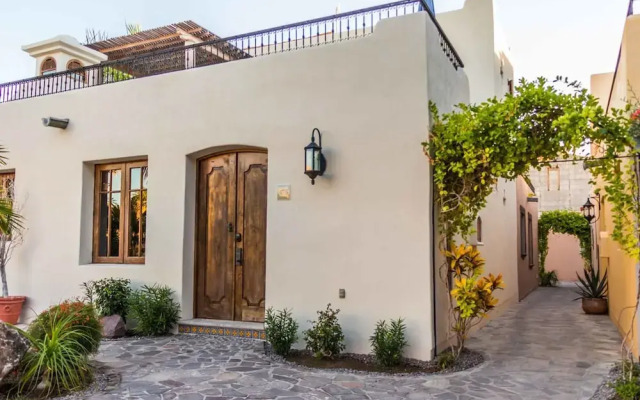 White Palm Villa Fn475 2 BR by Casago