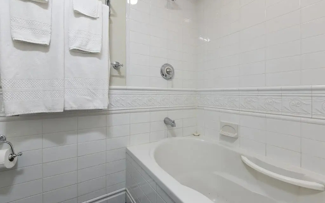Charles Street by Short Term Rentals Boston