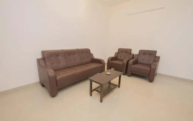 ThulasiRams Service Apartments