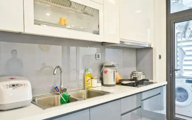 HKG-Vinhomes Metropolist 2BR 23F Luxury-High Class