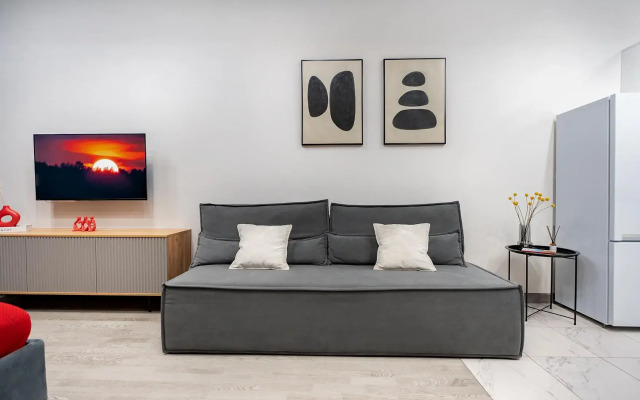 Sky Skolkovo 390 Apartment on 47A Ovrazhnaya Street