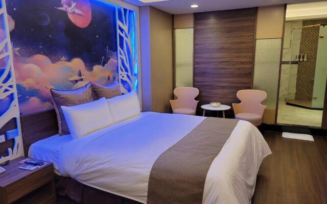 Golden Sands Motel
