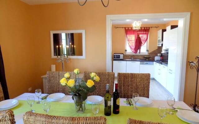 Detached Villa With Swimming Pool in the East of Istria Near the Sea