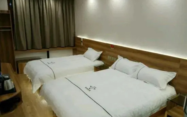 Chengjiang Ruiqi Inn