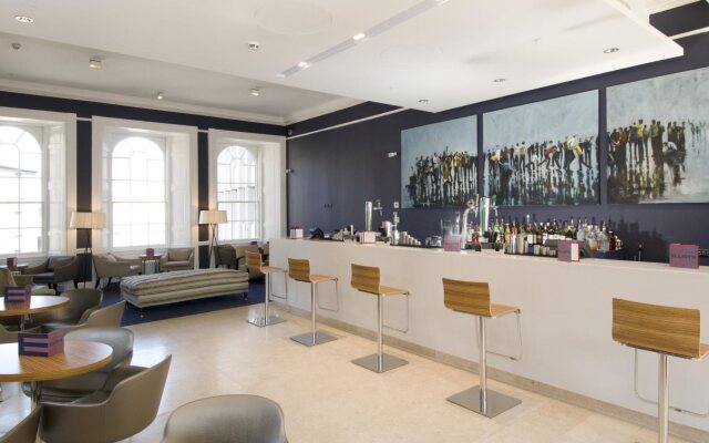 Apex Waterloo Place Hotel