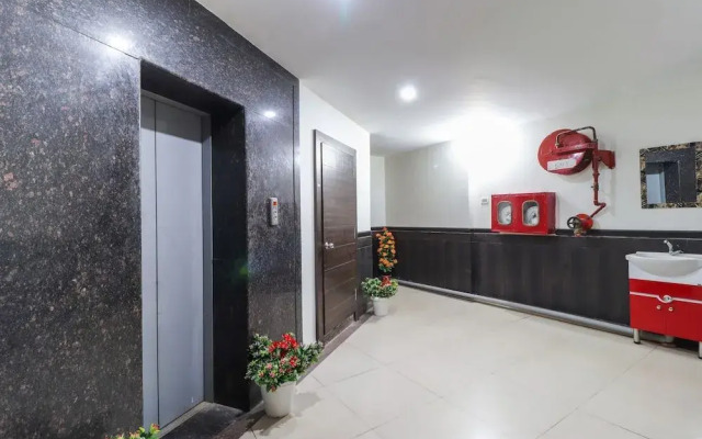 OYO 9941 Hotel P S Grand