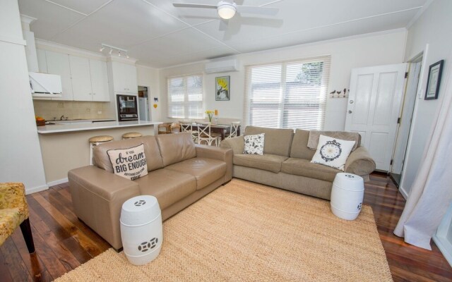 Bluey's Beach House - Fingal Bay