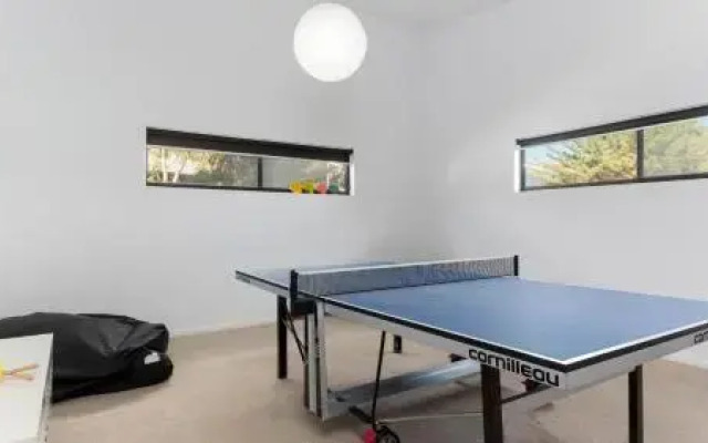 Great Ness Beachhouse - WiFi - Pet-Friendly