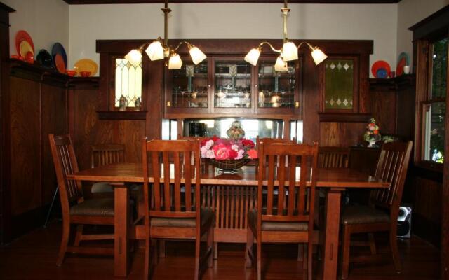 Eureka Street Inn