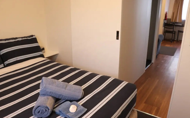 Snug Beach Cabin And Caravan Park