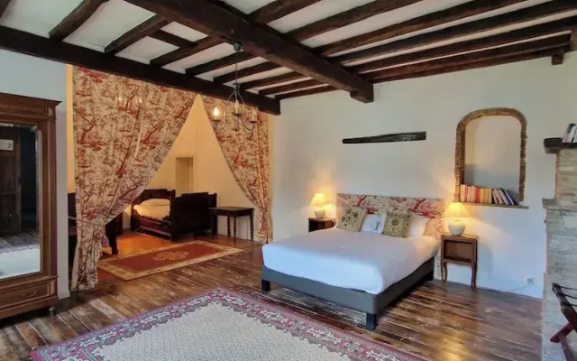Le Manoir De Lisle