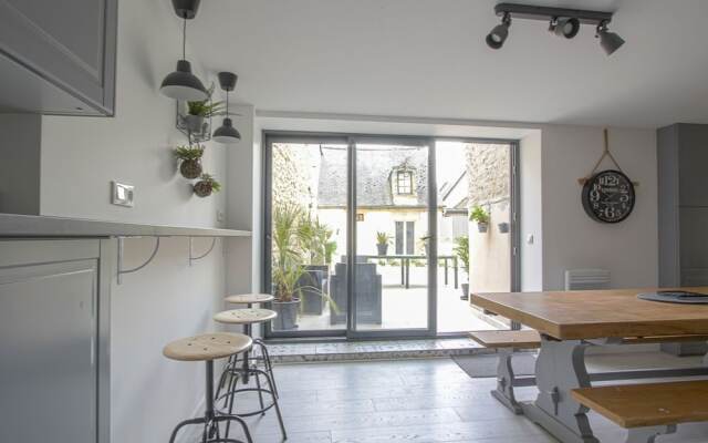 Large and Beautiful Apartment in the Heart of Bayeux