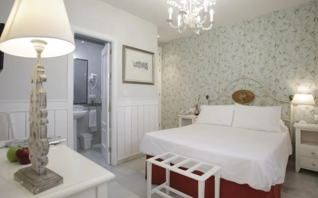 Basic Hotel Puerta de Sevilla