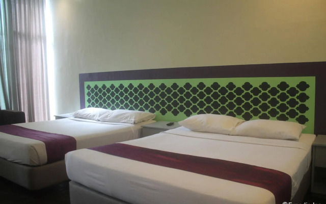 V Hotel