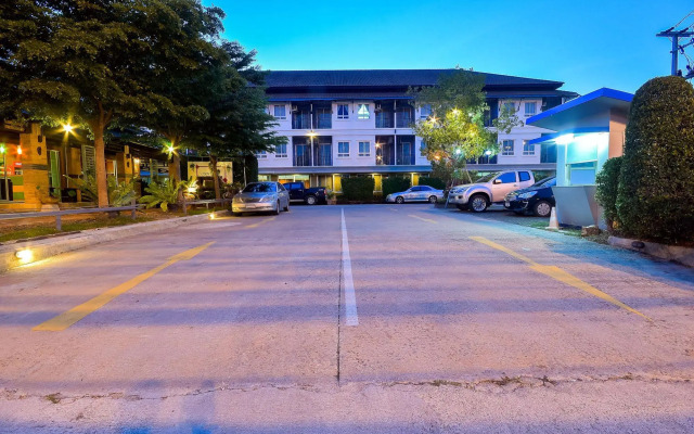 Season Palace Huahin Hotel