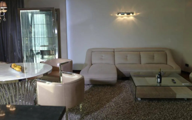 Emirates Apart Residence