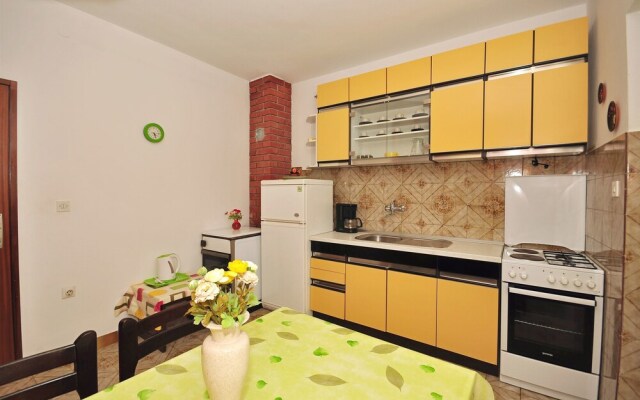 Apartments And Rooms Anka