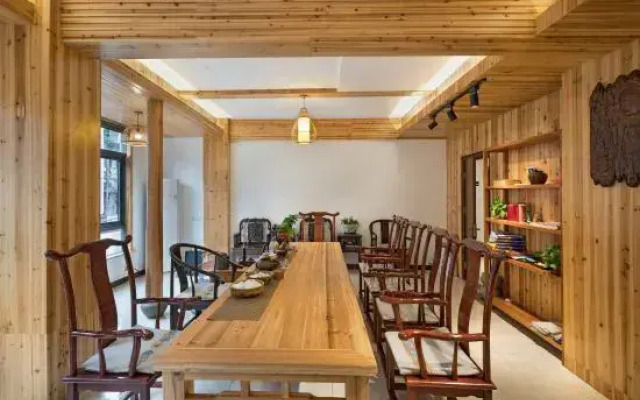 Shanqian Hostel
