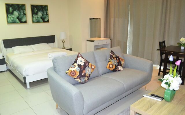 Sea view furnished STUDIO with balcony in Marina - JMI