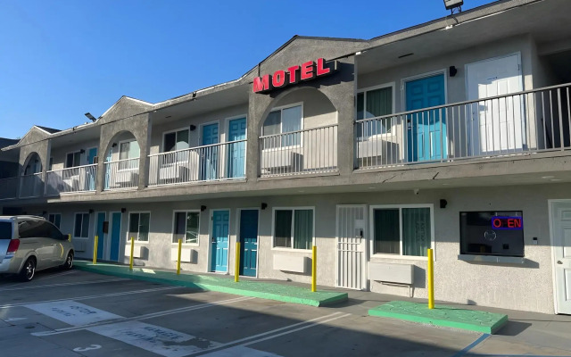 Palm Inn
