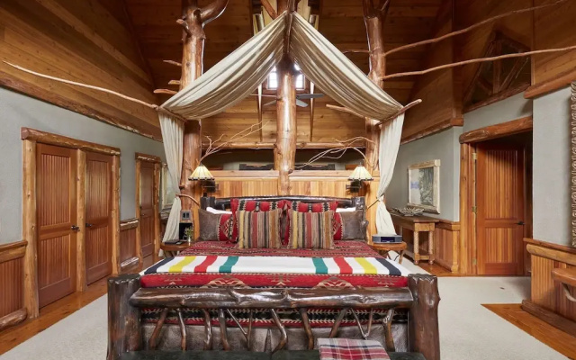 The Chatwal Lodge